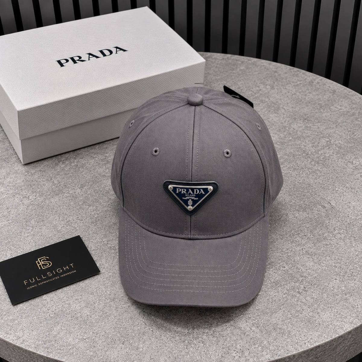 Casquette Prada Grise