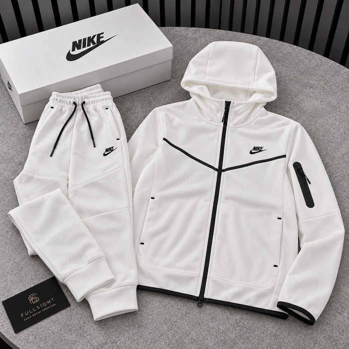 Ensemble Nike blanc – veste et jogging