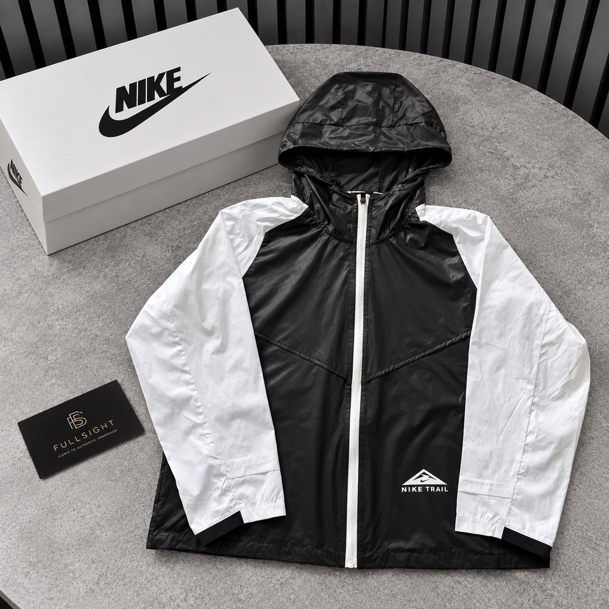 Veste Nike Trail Noire & Blanche